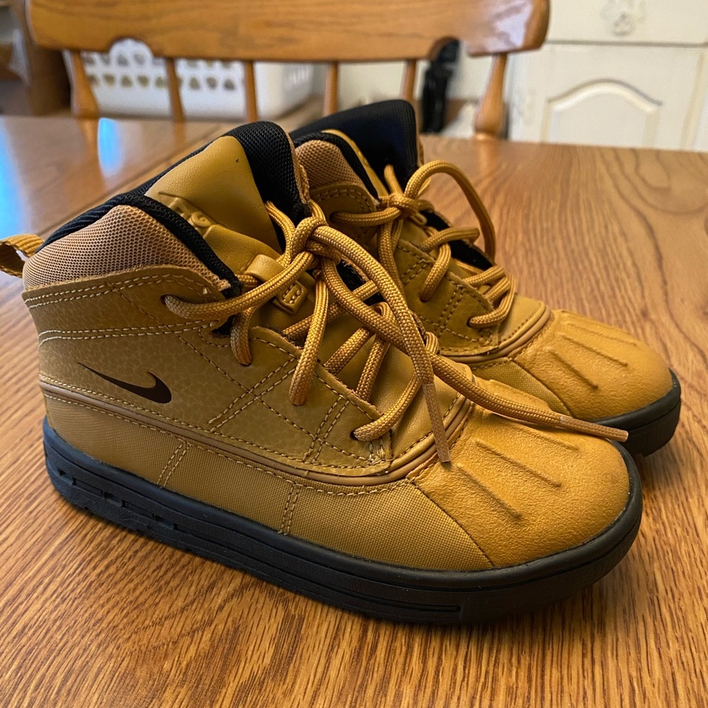 Nike Toddler Work Boots 10C